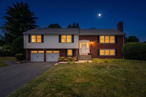 9 Riverbend Dr, Natick, MA, 01760-5545 | Card Image