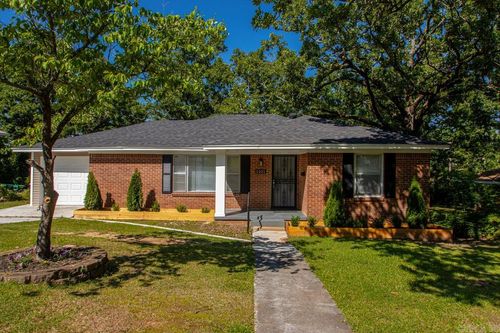 1001 Garland Ave, North Little Rock, AR, 72116-8215 | Card Image
