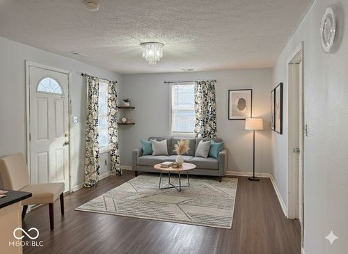 2830 Lyons Ave, Indianapolis, IN, 46241-5910 | Card Image