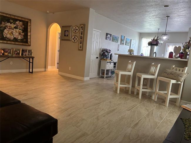 7415 Bering Landing Dr, House other with 3 bedrooms, 2 bathrooms and 2 parking in Cypress TX | Image 7