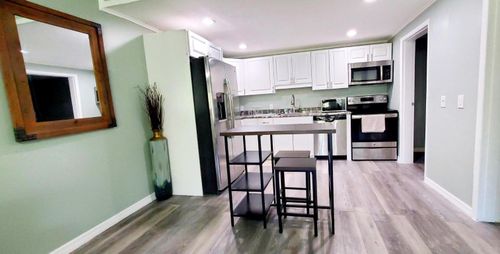 530 7th Pl, Vero Beach, FL, 32962-0722 | Card Image