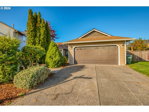 1027 Nw 1st Pl, Hillsboro, OR, 97124 | Card Image