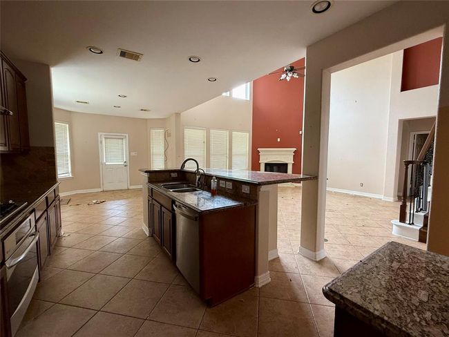 12503 Pepper Creek Ln, House other with 4 bedrooms, 3 bathrooms and null parking in Pearland TX | Image 29