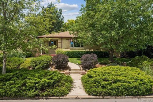 2835 Dahlia Street, Denver, CO, 80207 | Card Image