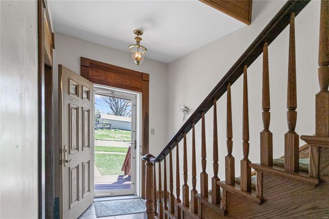 708 N Giddings Ave, House other with 3 bedrooms, 2 bathrooms and 2 parking in Jerseyville IL | Image 28