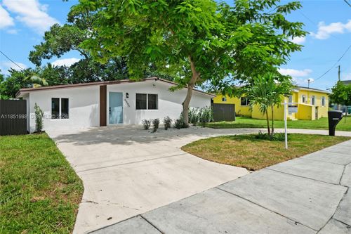 6965 Nw 21st Ct, Miami, FL, 33147-6961 | Card Image