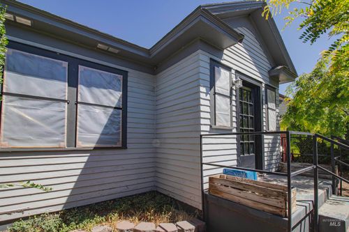 161 Se 5th Ave, Ontario, OR, 97914-3660 | Card Image