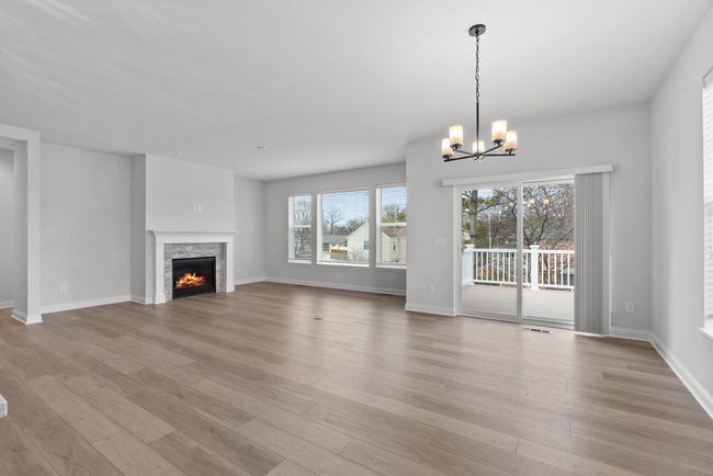 403 Sandy Circle, House other with 3 bedrooms, 2 bathrooms and null parking in Pewaukee WI | Image 8