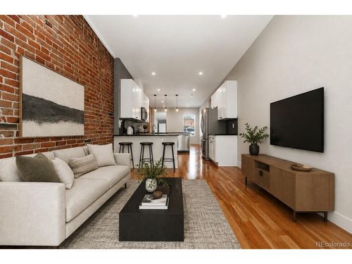 2955 Champa St, Denver, CO, 80205 | Card Image