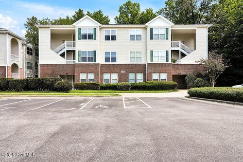 apt-301-742 Indica Ct, Wilmington, NC, 28405-1122 | Card Image