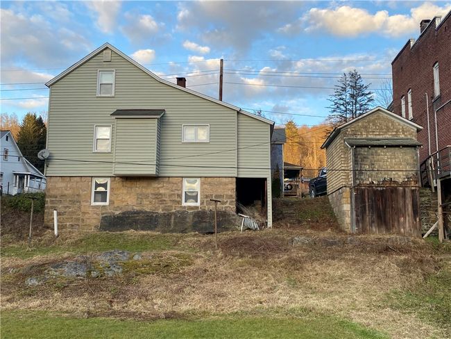 25 W Main St, House other with 2 bedrooms, 1 bathrooms and null parking in Ludlow PA | Image 5