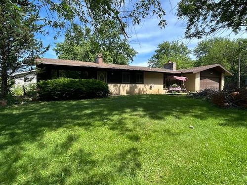 12109 White Oak Dr, Crown Point, IN, 46307-8493 | Card Image
