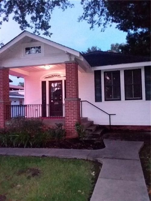 a-615 Central Ave, Jefferson, LA, 70121-1487 | Card Image