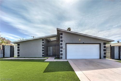 2016 Madeline Drive, Las Vegas, NV, 89108 | Card Image