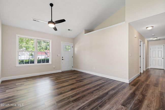 719 Oak Branches Close, House other with 3 bedrooms, 2 bathrooms and 1 parking in Belville NC | Image 9