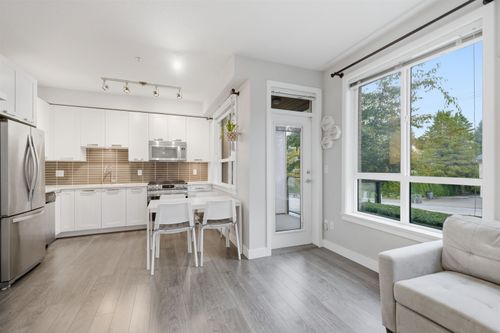 206-15388 105 Ave, Surrey, BC, V3R0C4 | Card Image