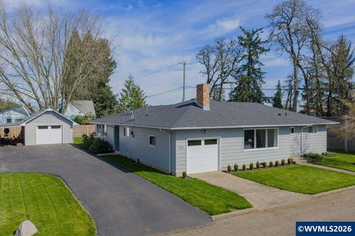 32021 Griffith Dr, Tangent, OR, 97389-9735 | Card Image