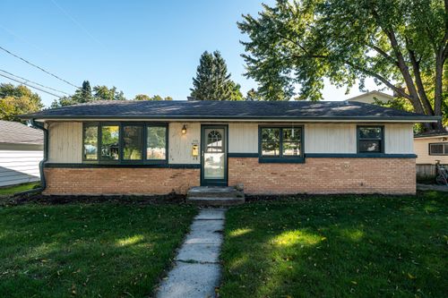 N39W6631 Jackson St, Cedarburg, WI, 53012 | Card Image