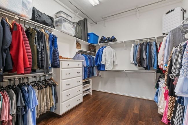 Seasonal rods & built-in cabinet storage helps you to keep your accessories organized and in their proper place! | Image 20