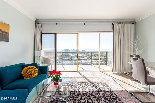 unit-17j-4750 N Central Ave, Phoenix, AZ, 85012-1751 | Card Image
