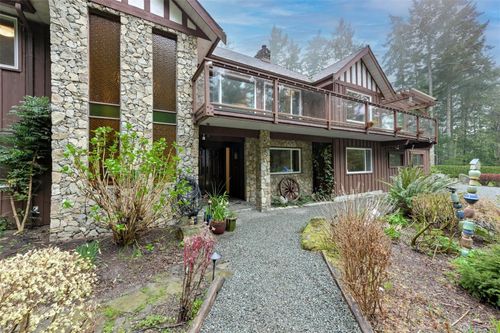 11391 West Saanich Rd, North Saanich, BC, V8L5H1 | Card Image