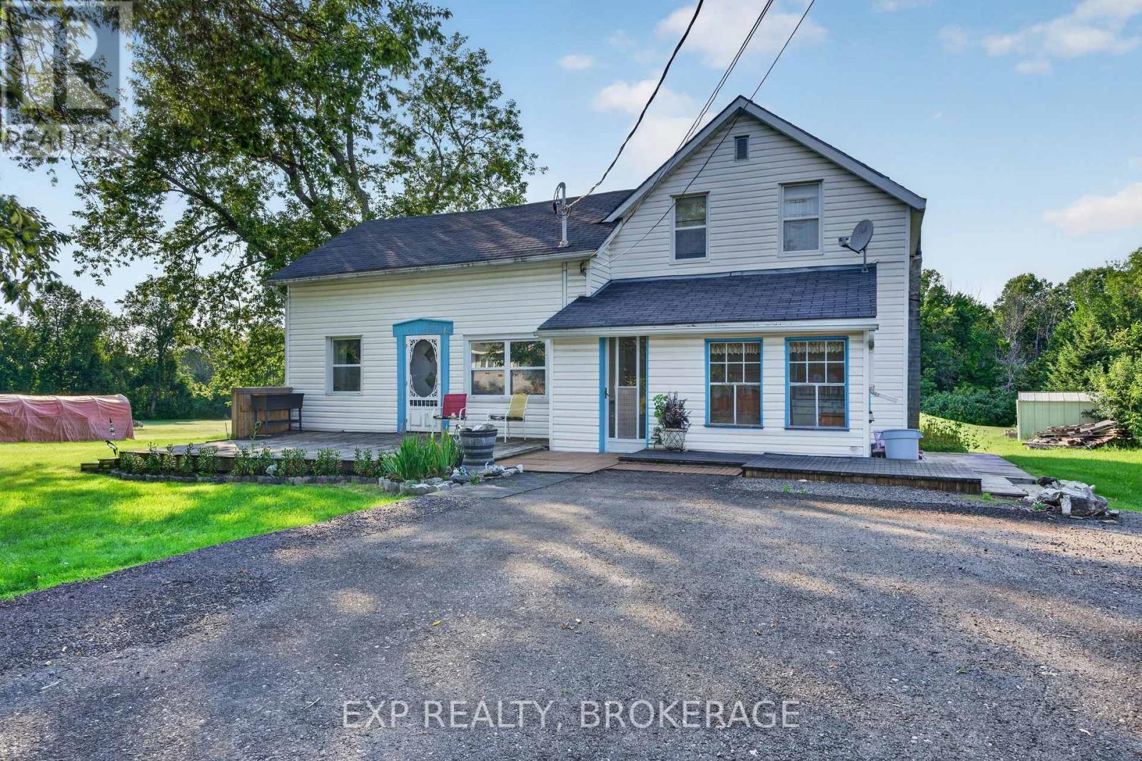 Residential in Stone Mills (Stone Mills) 3