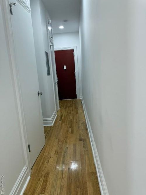 apt-104-160 Wadsworth Ave, New York, NY, 10033-3864 | Card Image
