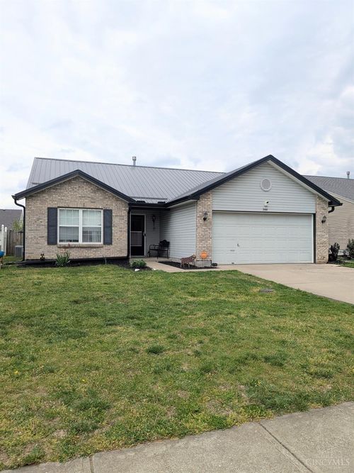 944 Marcia Dr, Trenton, OH, 45067 | Card Image