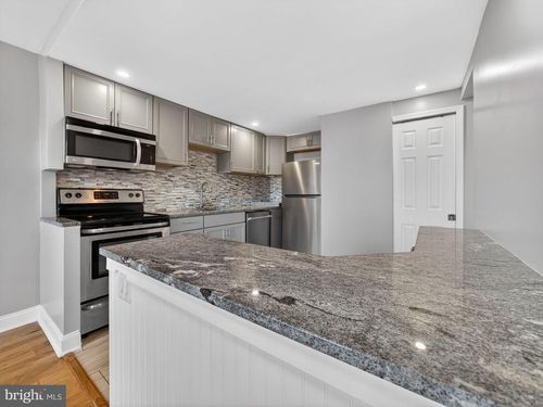 256 Arbour Ct, NORTH WALES, PA, 19454-4038 | Card Image