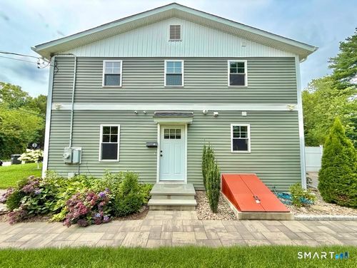 1-66 Campfield Dr, Fairfield, CT, 06825-3720 | Card Image