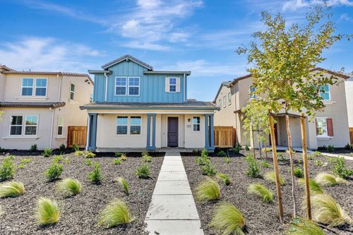 639 E Diaz Lane, Mountain House, CA, 95391 | Card Image