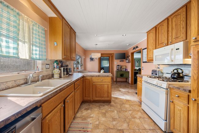 5409 Meadow View St, House other with 4 bedrooms, 2 bathrooms and null parking in Sterling Heights MI | Image 14