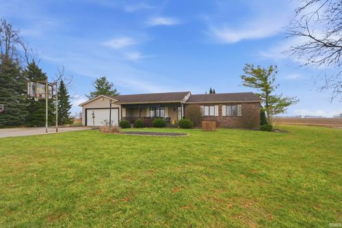 15010 Lincoln Hwy E, New Haven, IN, 46774-9630 | Card Image