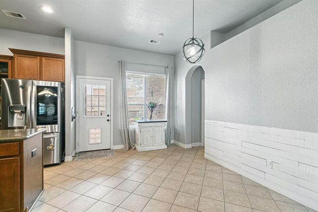 28627 Lockeridge View Dr, House other with 5 bedrooms, 3 bathrooms and 2 parking in Spring TX | Image 17