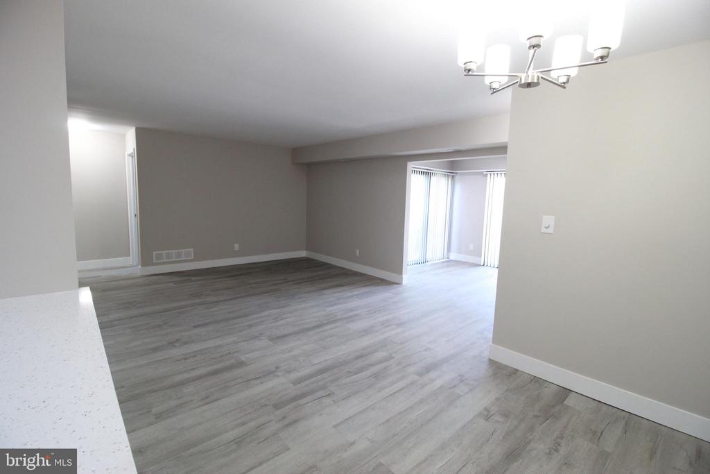 Residential in MOUNT LAUREL 5