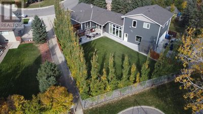 2146 9b Ave S, House other with 5 bedrooms, 3 bathrooms and 6 parking in Lethbridge AB | Image 3