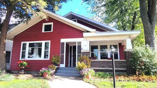 106 3rd St, Winona Lake, IN, 46590-1119 | Card Image