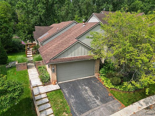 37440 Legends Trail Dr, Farmington Hills, MI, 48331-1158 | Card Image