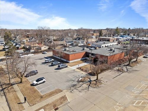 211 Sw Walnut St, Ankeny, IA, 50023-3037 | Card Image