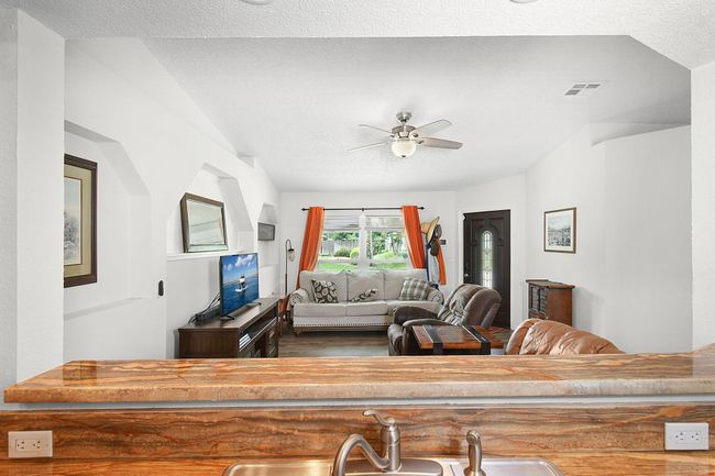 3171 Sw Crumpacker St, House other with 2 bedrooms, 2 bathrooms and null parking in Port St. Lucie FL | Image 16