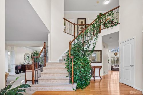 720 Cypress Dr, East Stroudsburg, PA, 18302-6656 | Card Image