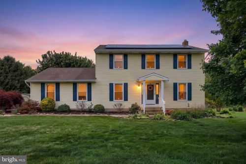 4150 Bahn Ave, YORK, PA, 17408-9224 | Card Image