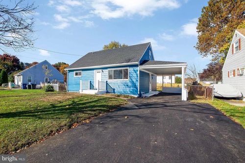 204 Woodpecker Ln, MOUNT HOLLY, NJ, 08060-1011 | Card Image