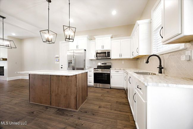 25-24-2155725ah-3210 Cypress Lake Dr S | Image 28