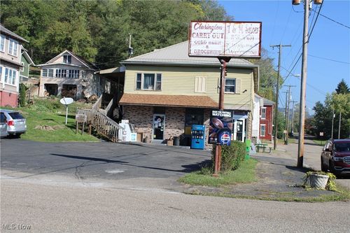 325 Market St, Clarington, OH, 43915-9400 | Card Image