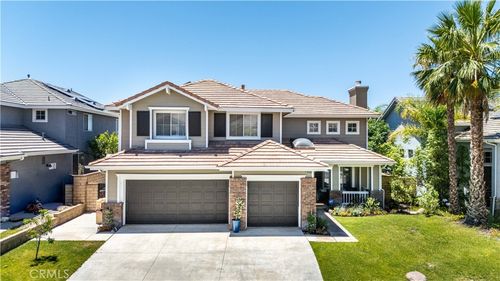 14266 Sequoia Rd, Canyon Country, CA, 91387-6220 | Card Image