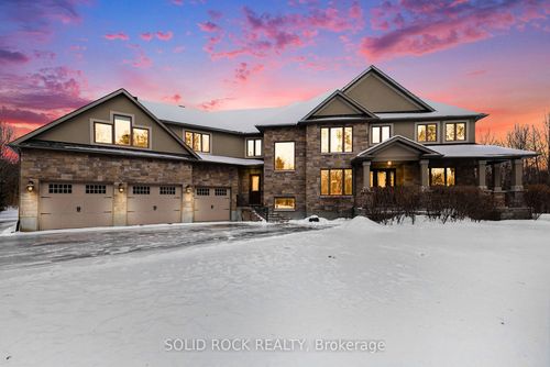 130 Ironstone Court, Stittsville - Munster - Richmond, ON, K2S0L4 | Card Image