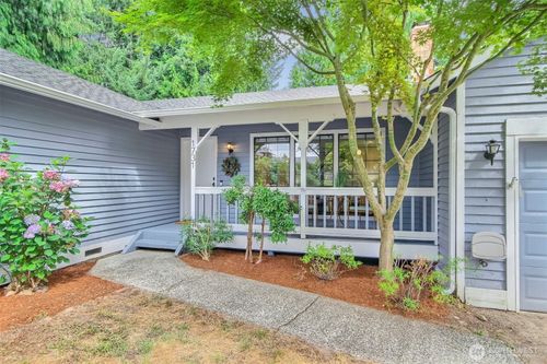 1731 171st Pl Se, Bothell, WA, 98012-6472 | Card Image