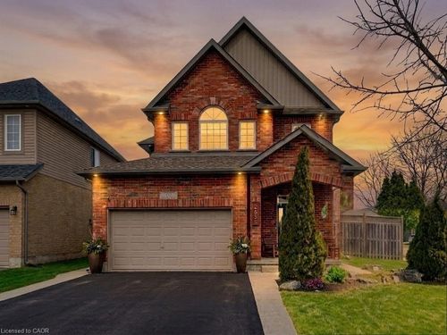 70 Wagler Ave, Baden, ON, N3A4K8 | Card Image