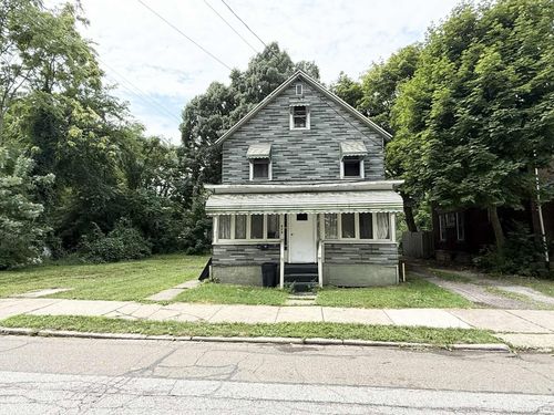 820 Ash St, Erie, PA, 16503-1326 | Card Image
